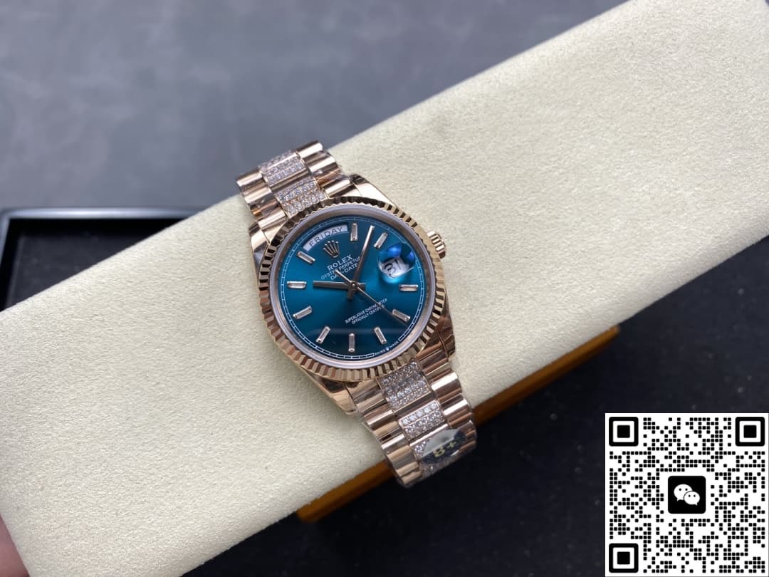 Rolex Day-Date M128235-0086 8+ Factory Week Display