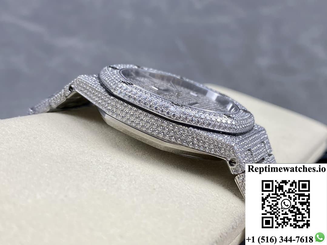 Audemars Piguet Royal Oak 15400ST.012 AMG Factory Stick Hour Markers