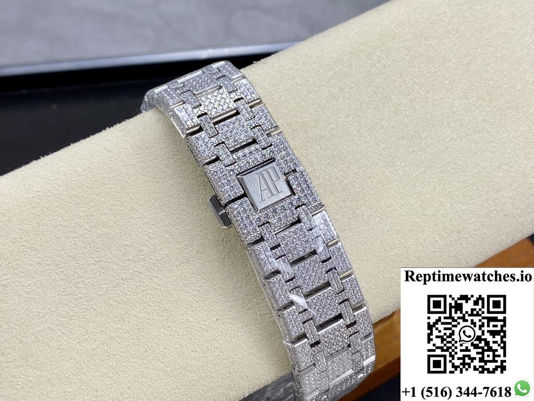 Audemars Piguet Royal Oak 15400ST.012 AMG Factory Stick Hour Markers