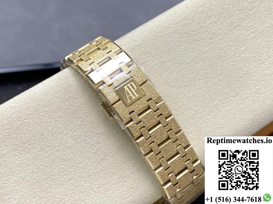 Audemars Piguet Royal Oak 26240BA.GG.1324BA.01 OM Factory Chronograph Function