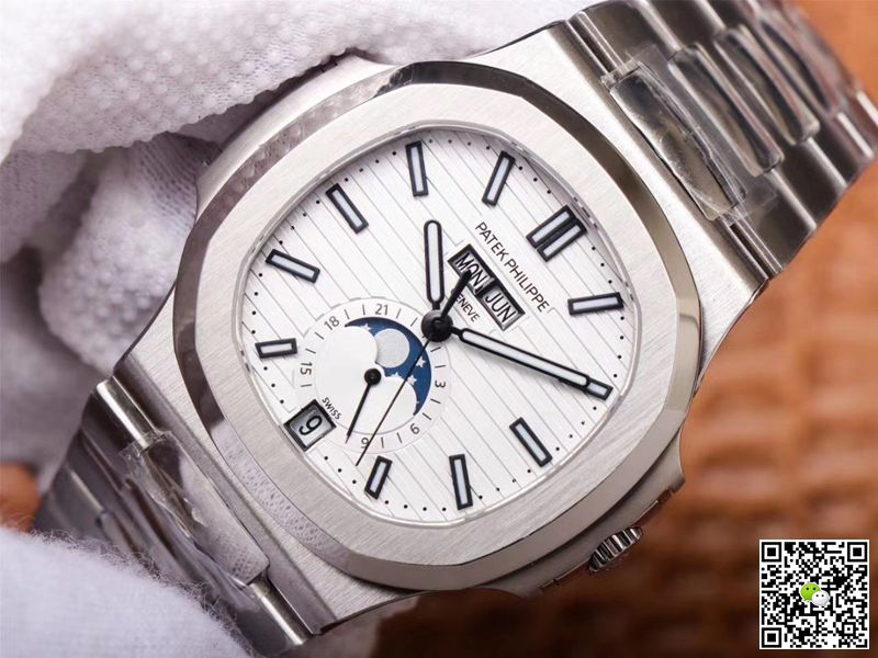 PF Factory Patek Philippe Nautilus 5726/1A-010 Moonphase Silver White Dial