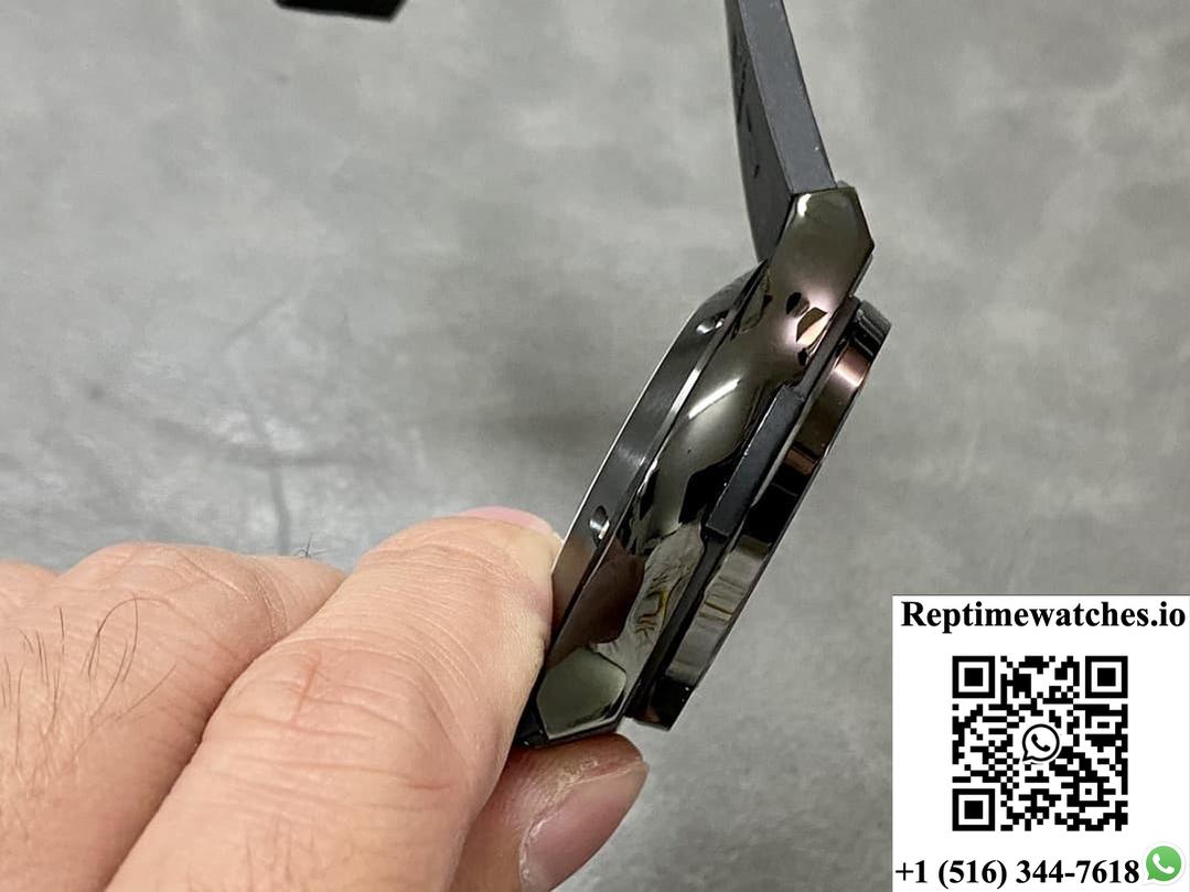 Hublot Classic Fusion 525.CM.0170.RX BB Factory Transparent Case Back