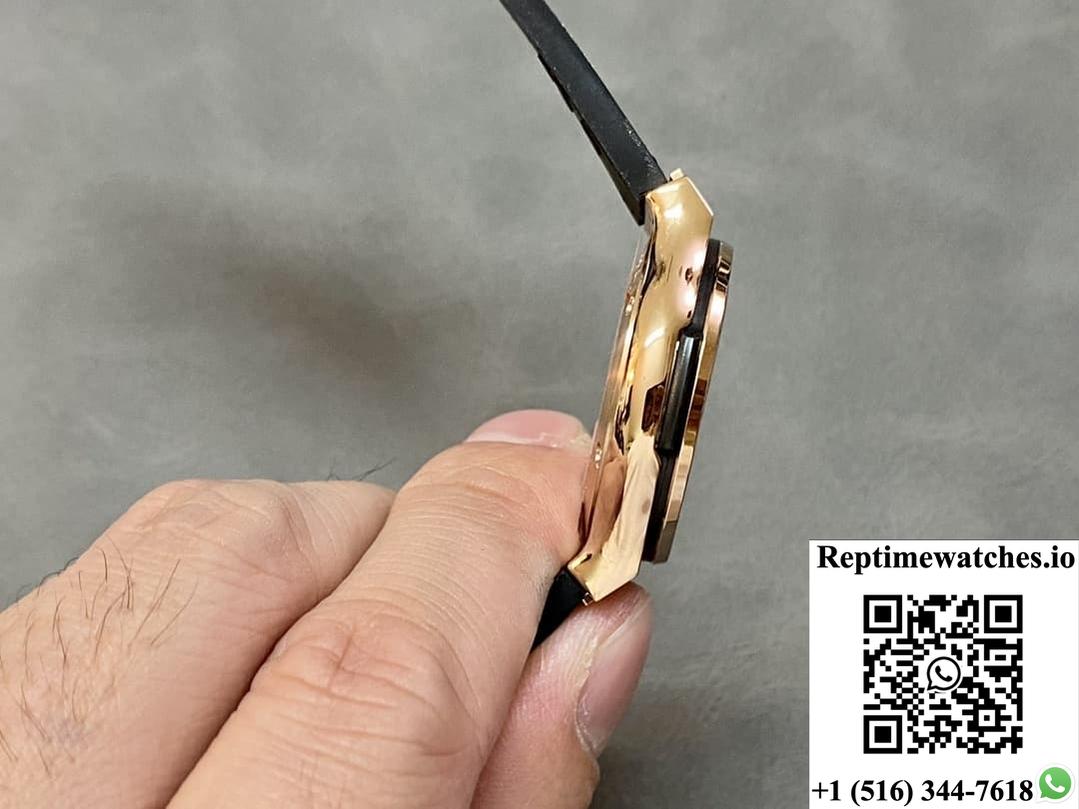 Hublot Classic Fusion 581.OX.7081.RX HB Factory Rubber Strap