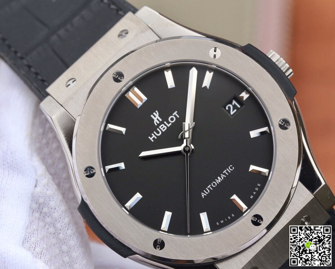 Hublot Classic Fusion 511.NX.1171.LR WWF Factory Black Dial