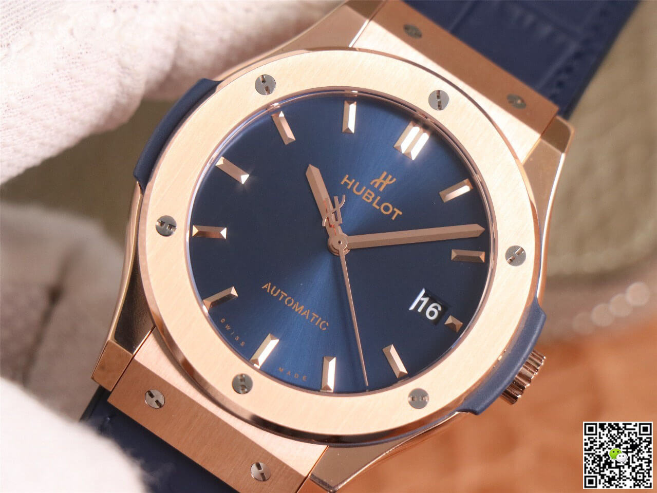 Hublot Classic Fusion 511.OX.7180.LR WWF Factory Rose Gold Blue Dial