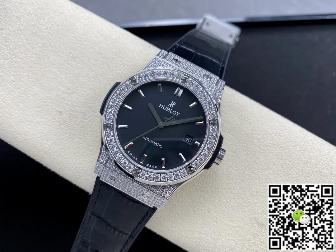 Hublot Classic Fusion 542.NX.1171.LR.1704 42MM HB Factory Diamond Black Dial