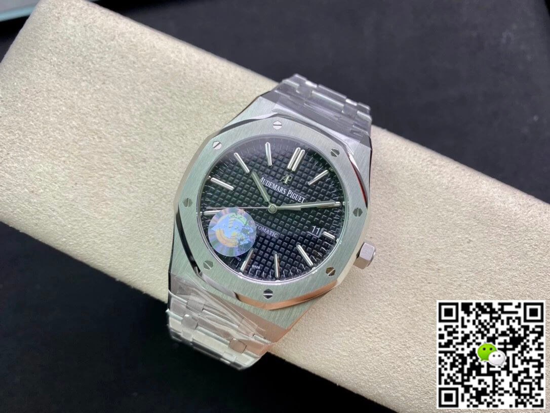 Audemars Piguet Royal Oak 15400ST.OO.1220ST.01 APS Factory Black Dial