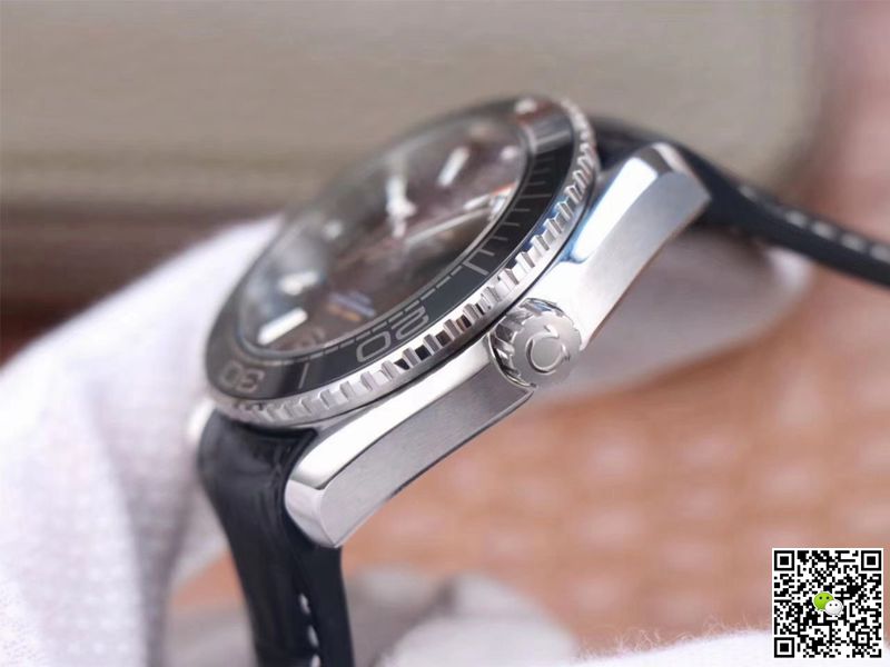 Omega Seamaster 215.33.40.20.01.001 Planet Ocean 600M VS Factory Black Dial