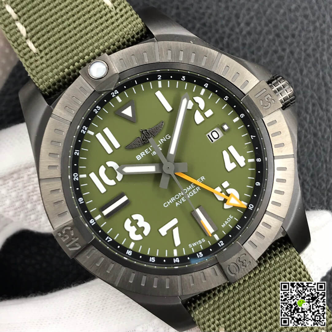 Breitling Avenger Automatic GMT 45 Night Mission V323952A1L1X1 GF Factory Green Dial