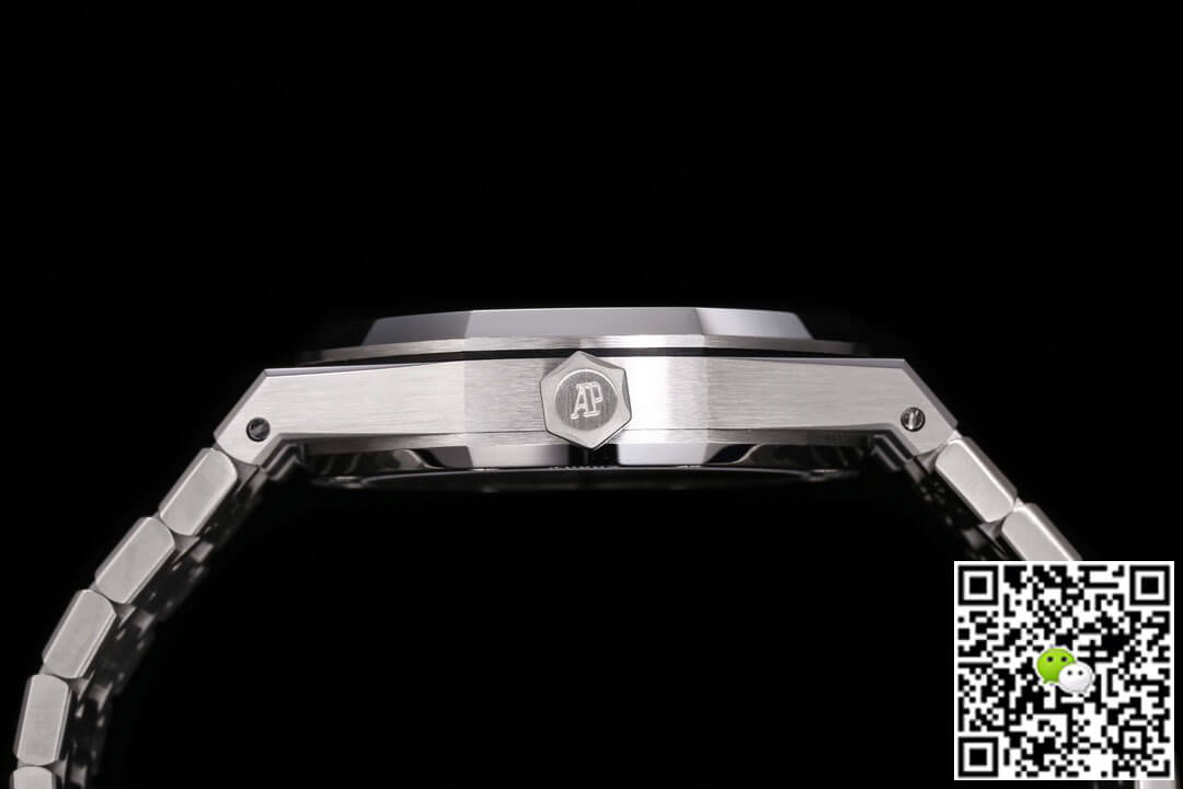Audemars Piguet Royal Oak Tourbillon 26530PT.OO.1220PT.01 R8 Factory Blue Dial