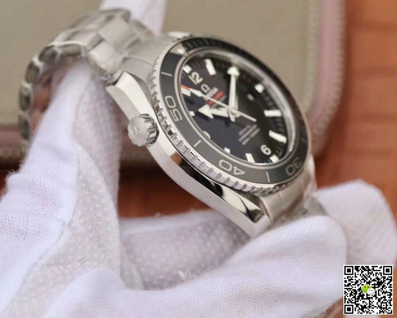 Omega Seamaster 232.30.42.21.01.001 Planet Ocean 600M VS Factory Black Dial