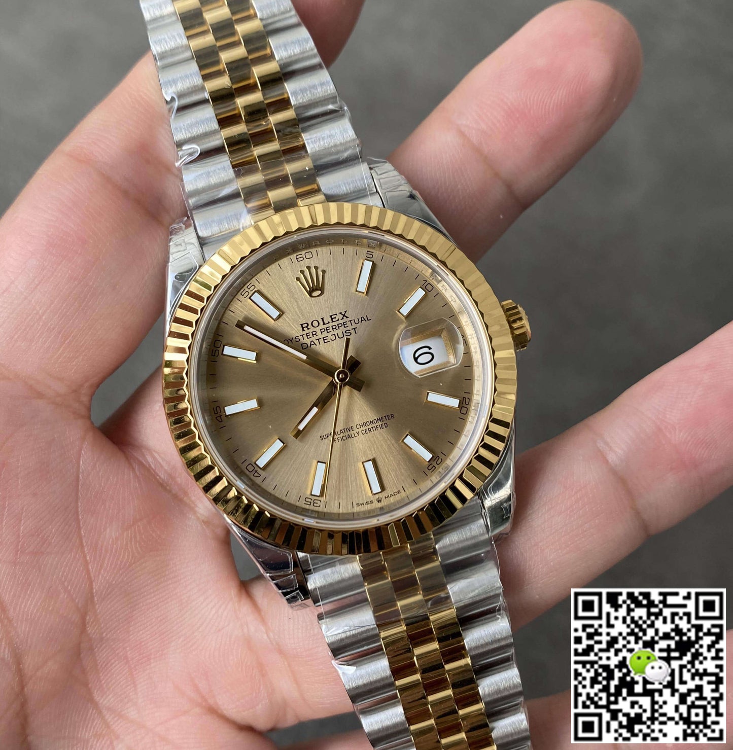 Rolex Datejust M126333-0010 VS Factory Champagne Dial