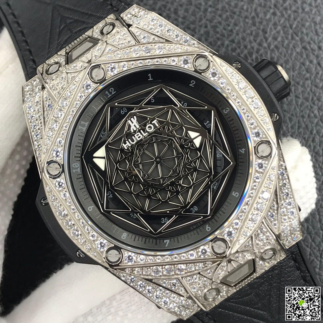 Hublot Big Bang 415.NX.1112.VR.1704.MXM17 WWF Factory Black Dial