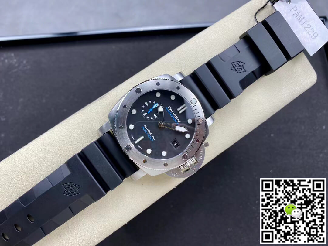 Panerai Submersible PAM01229 VS Factory Black Dial