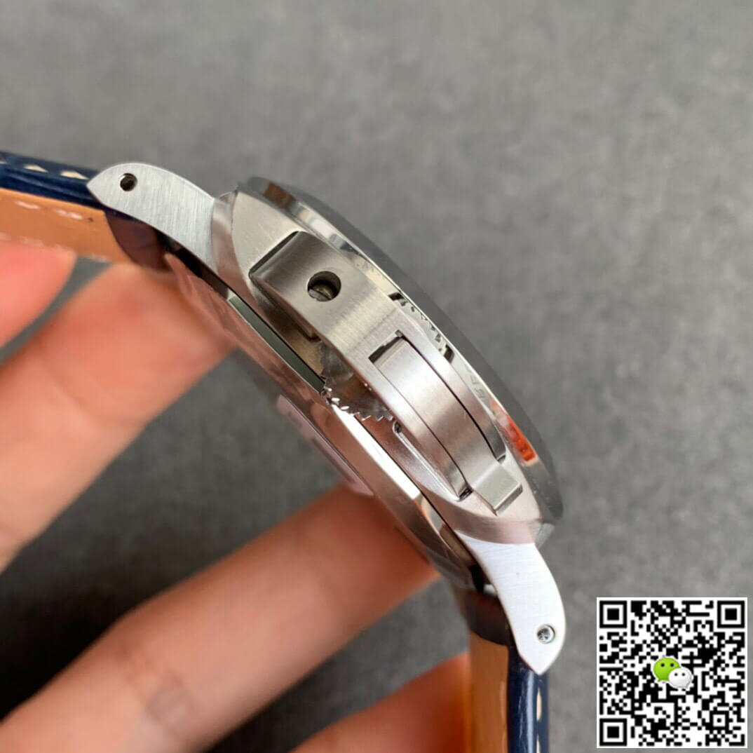 Panerai Luminor PAM01313 VS Factory Blue Dial