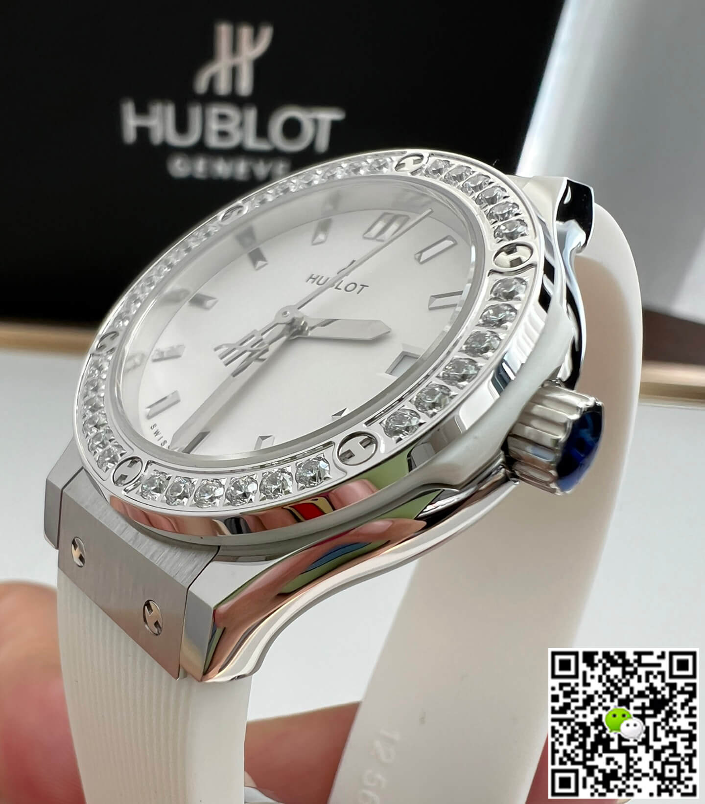 Hublot Classic Fusion 582.NX.2610.RX.1204 33MM HB Factory White Dial
