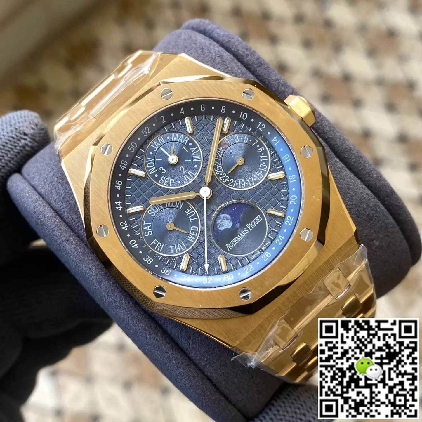 Audemars Piguet Royal Oak 26574BA.OO.1220BA.01 APS Factory Yellow Gold