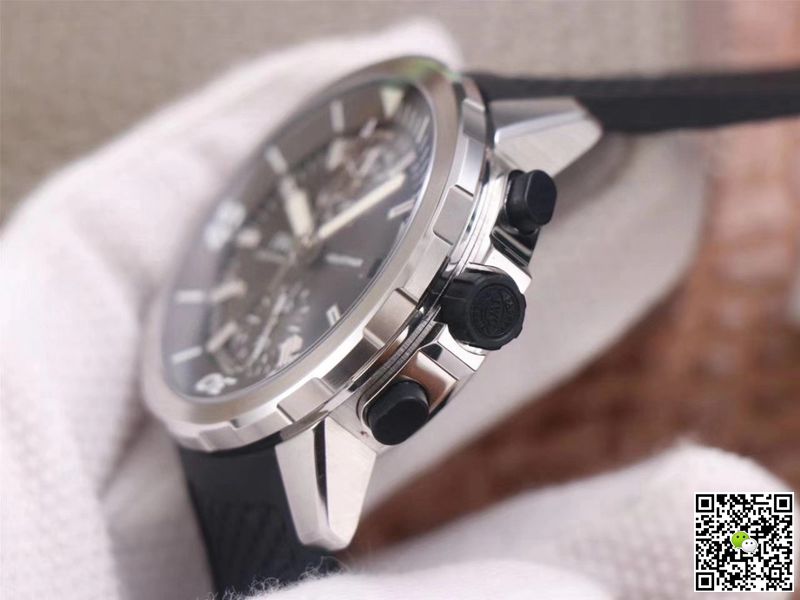 IWC Aquatimer IW379506 Shark Special Edition V6 Factory Gray Dial