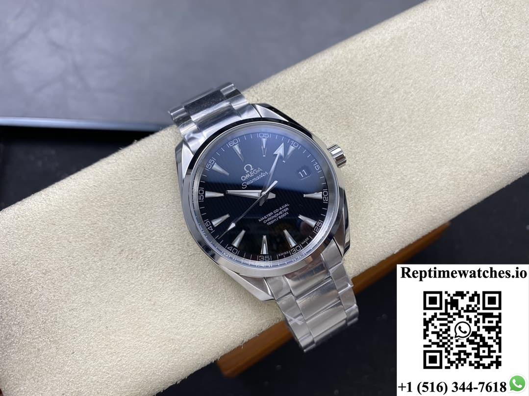 Omega Seamaster 231.10.42.21.01.003 N1 factory date display