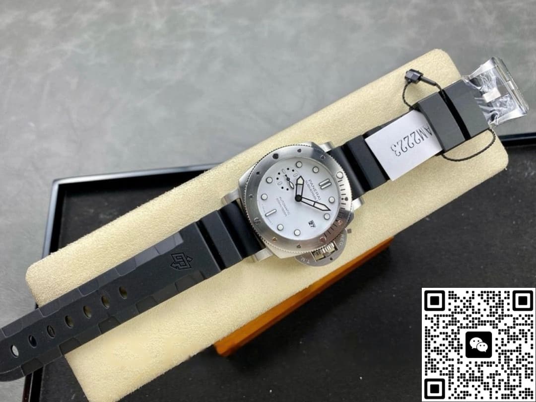 Panerai Submariner PAM02223 VS Factory Stainless Steel Case