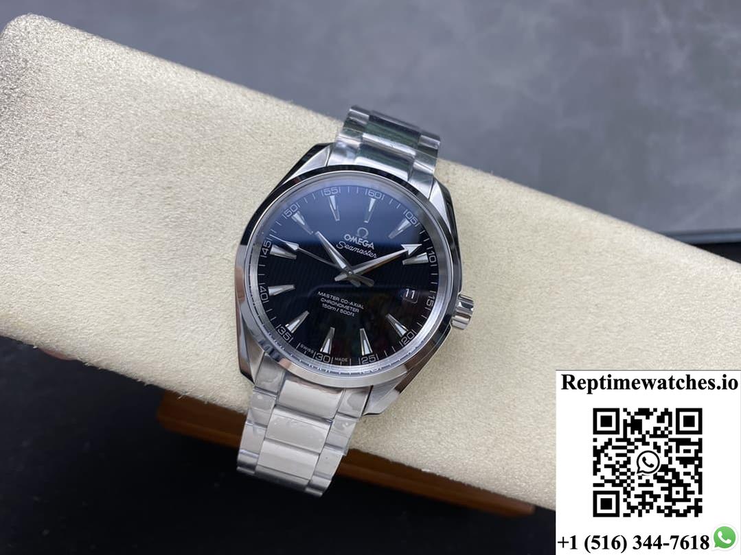 Omega Seamaster 231.10.42.21.01.003 N1 factory date display