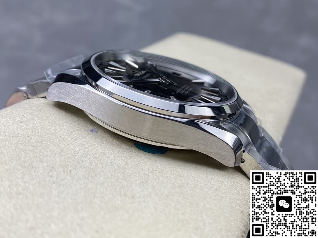 Omega Seamaster 231.10.42.21.01.003 N1 factory date display