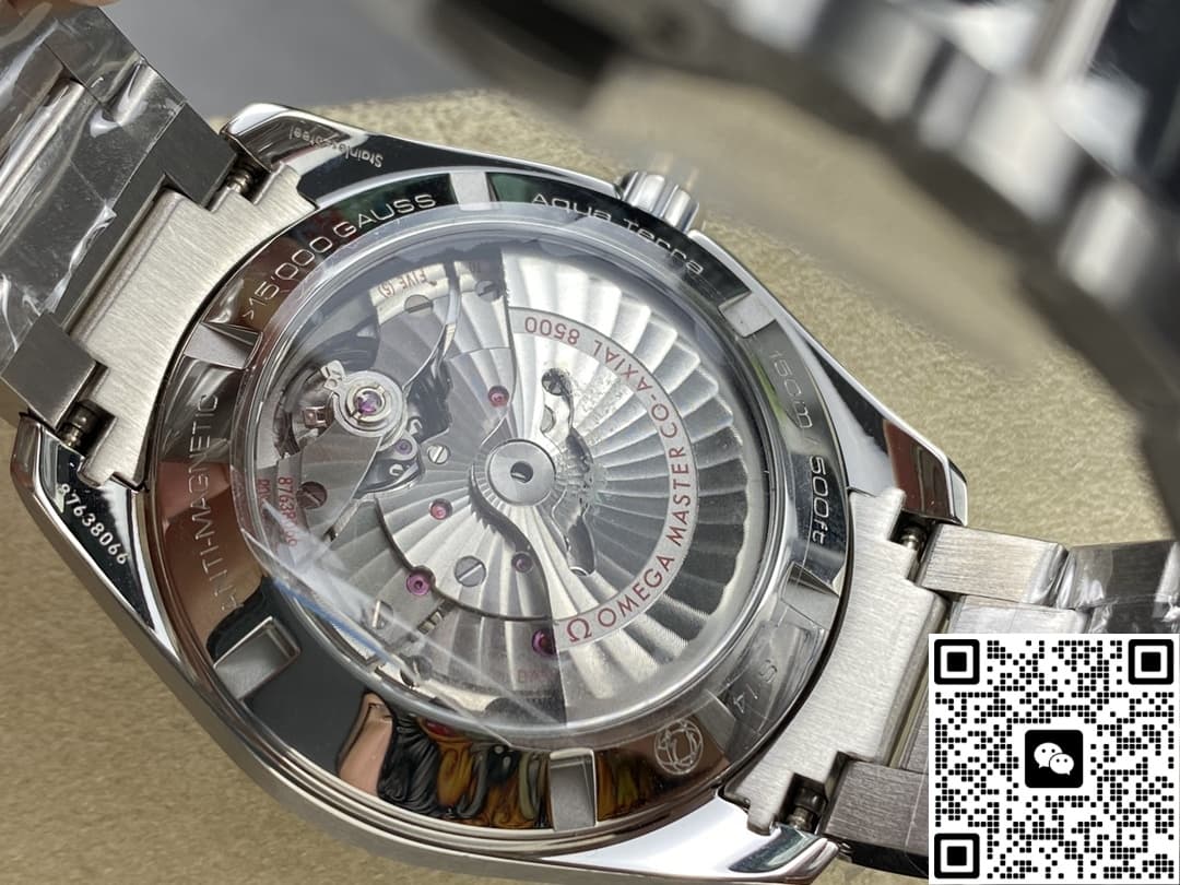 Omega Seamaster 231.10.42.21.01.003 N1 factory date display