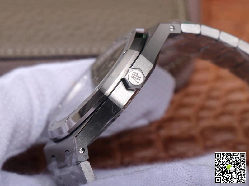 Audemars Piguet Royal Oak 15400ST.OO.1220ST.01 ZF Factory Black Dial
