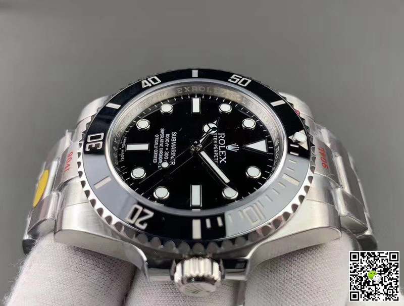 Rolex Submariner 114060-97200 Noob Factory V10 Black Dial