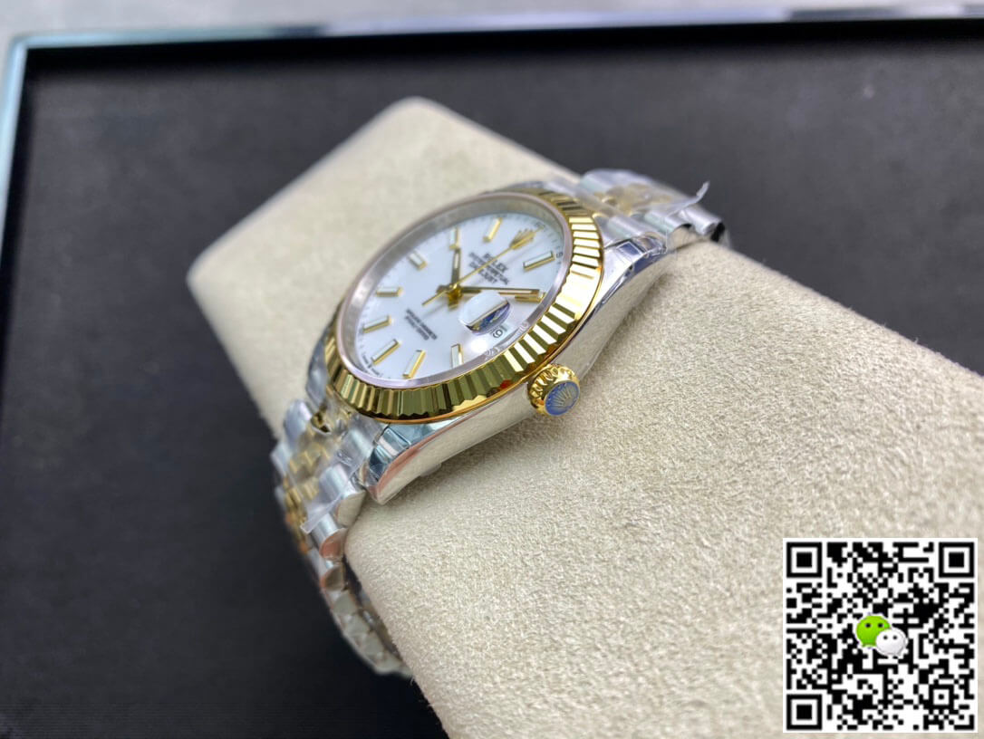 Rolex Datejust M126333-0016 VS Factory Yellow Gold