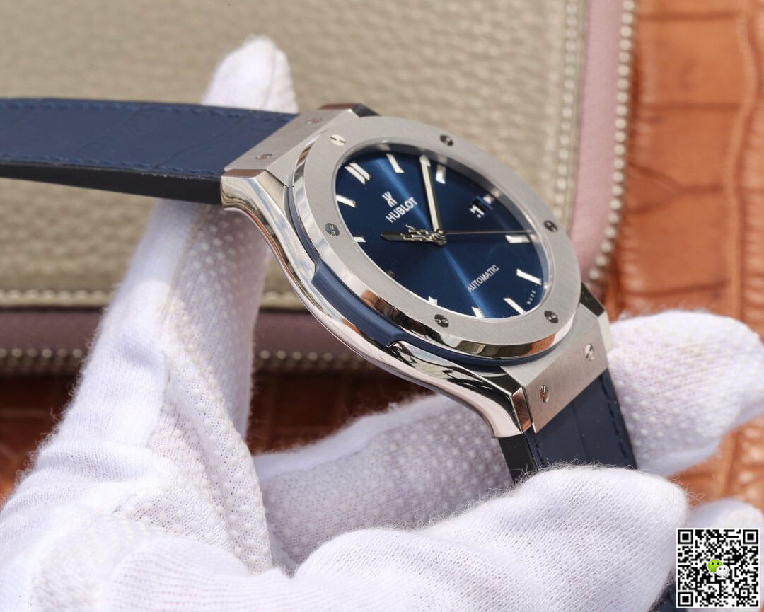 Hublot Classic Fusion 511.NX.7170.LR WWF Factory Blue Dial