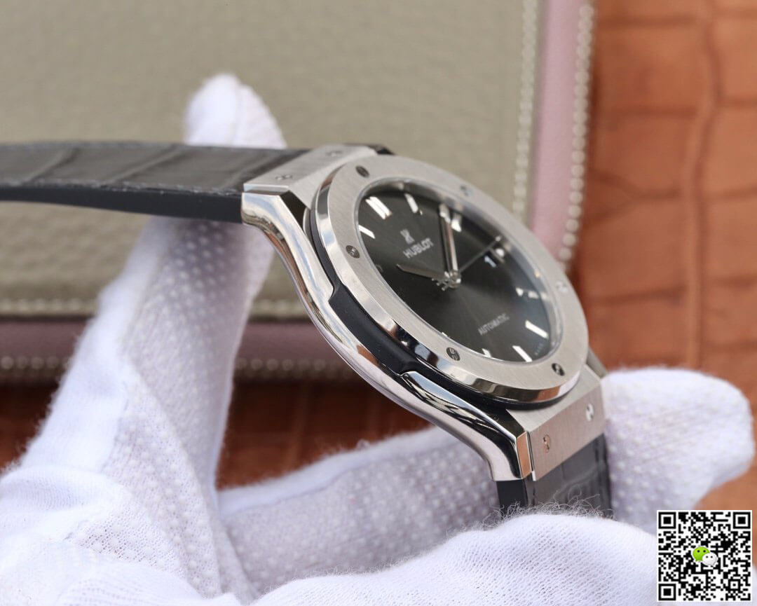 Hublot Classic Fusion 511.NX.7071.LR WWF Factory Dark Gray Dial