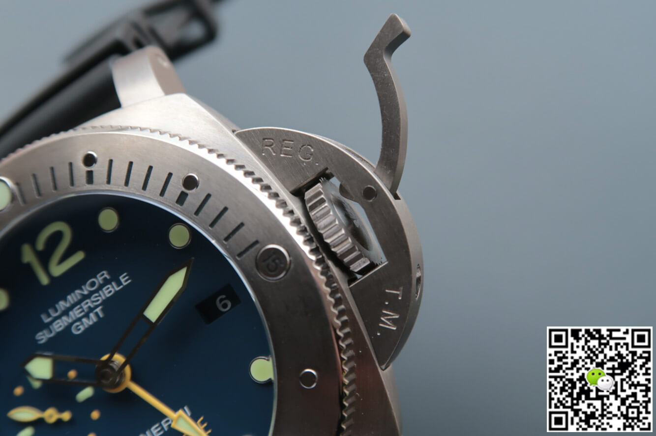 Panerai Luminor PAM00719 VS Factory Titanium Case