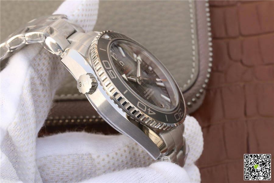 Omega Seamaster Planet Ocean 600M 232.30.42.21.01.004 OM Factory Black Dial