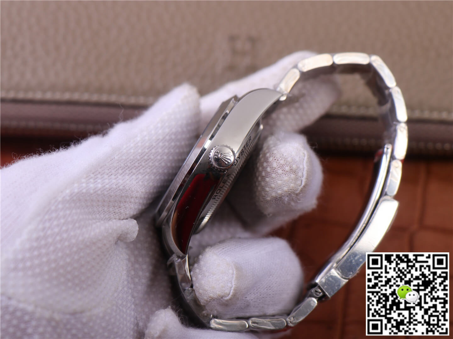 JB Factory Replica Rolex Milgauss Base 116400 Label Noir Design LNT01HS-001 Silver case watch