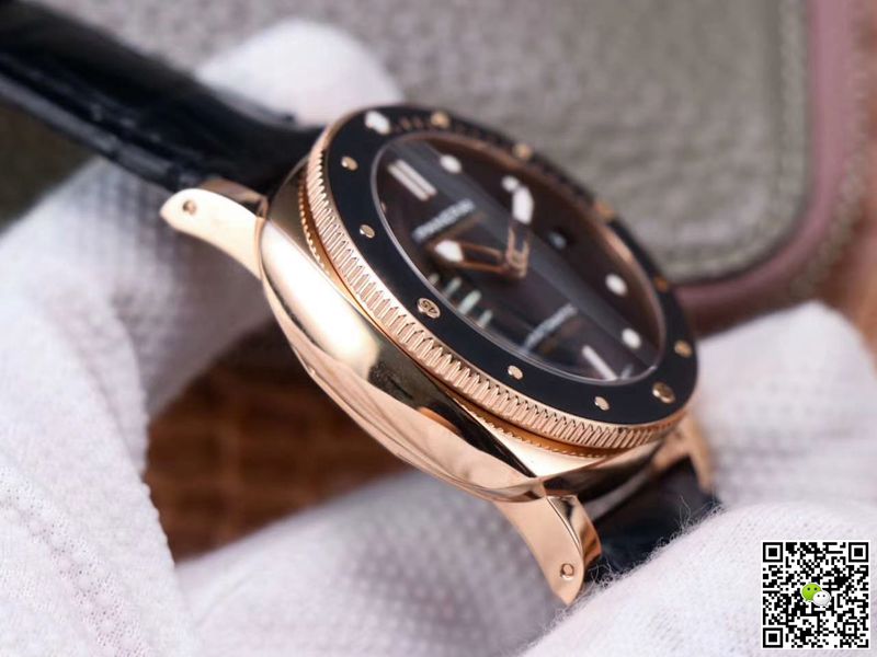 Panerai Submersible PAM00974 VS Factory Rose Gold