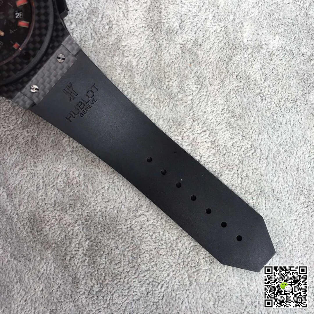 Hublot Big Bang Carbon 301.QX.1724.RX V6 Factory Black Dial