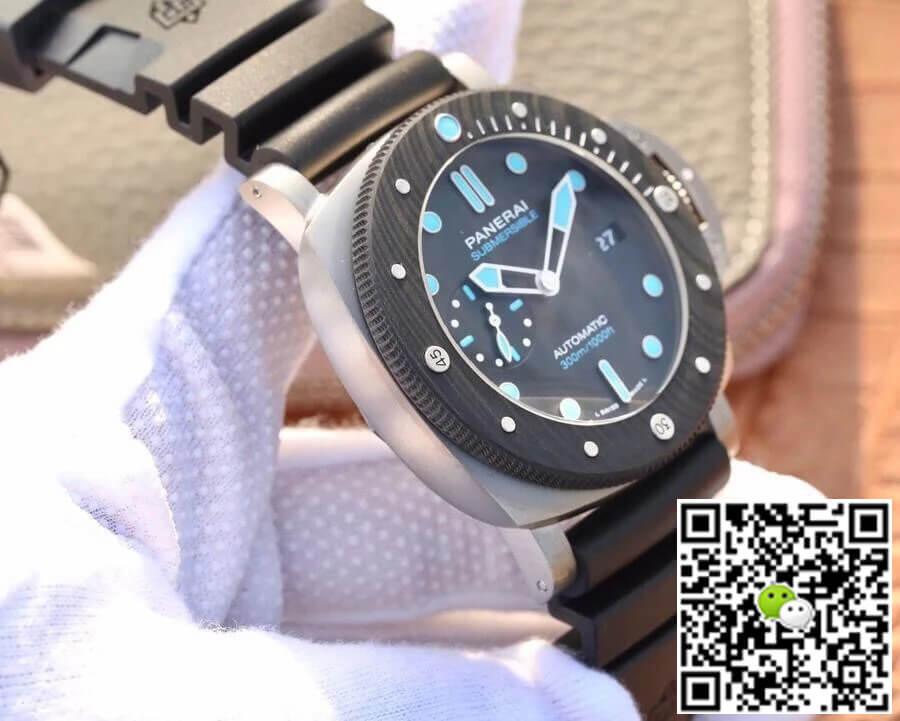 Panerai Submersible PAM00799 VS Factory Titanium Case