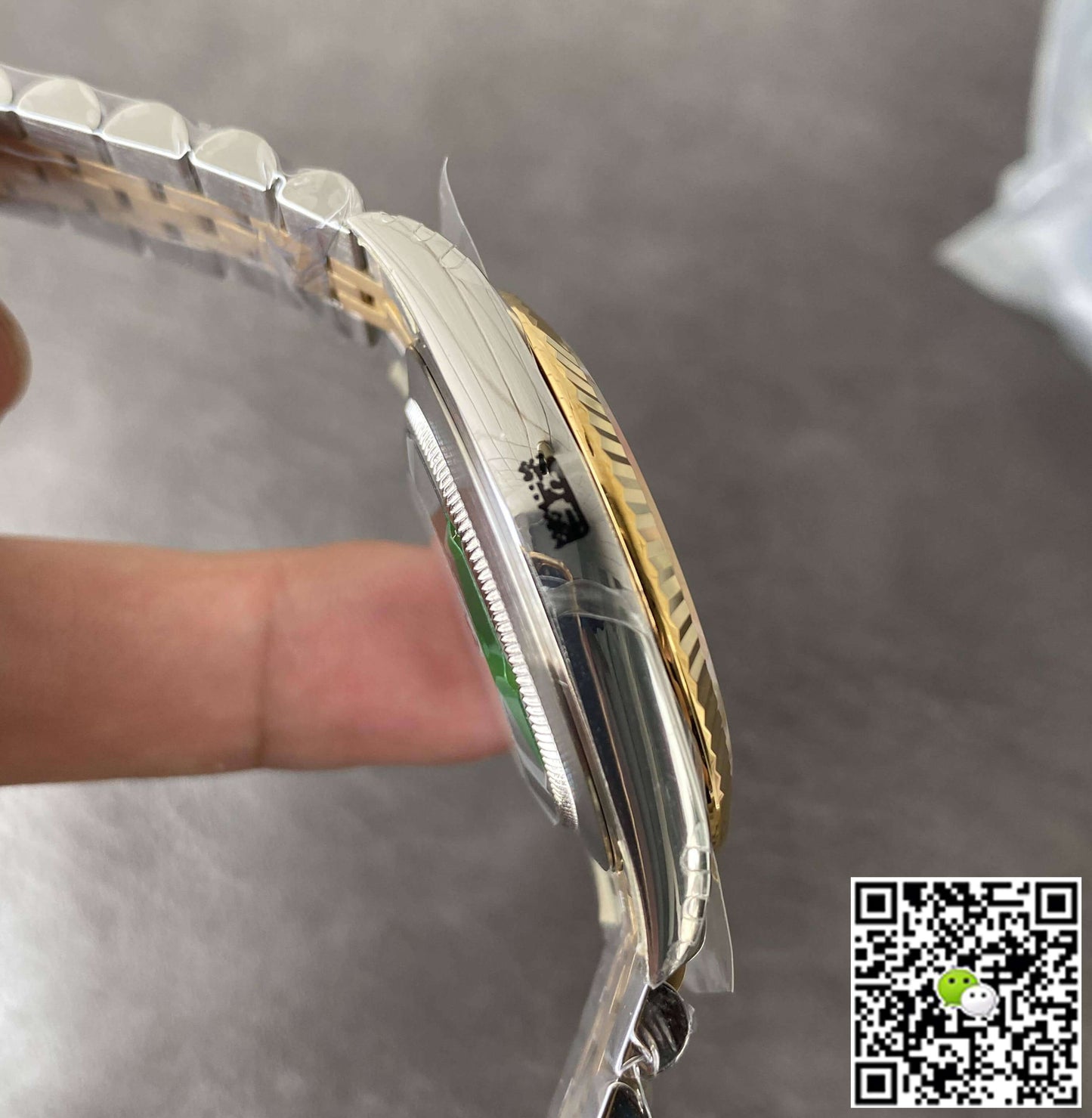 Rolex Datejust M126333-0010 VS Factory Champagne Dial