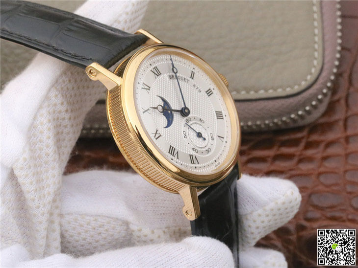 Breguet Classique Moonphase 4396 Yellow Gold White Dial