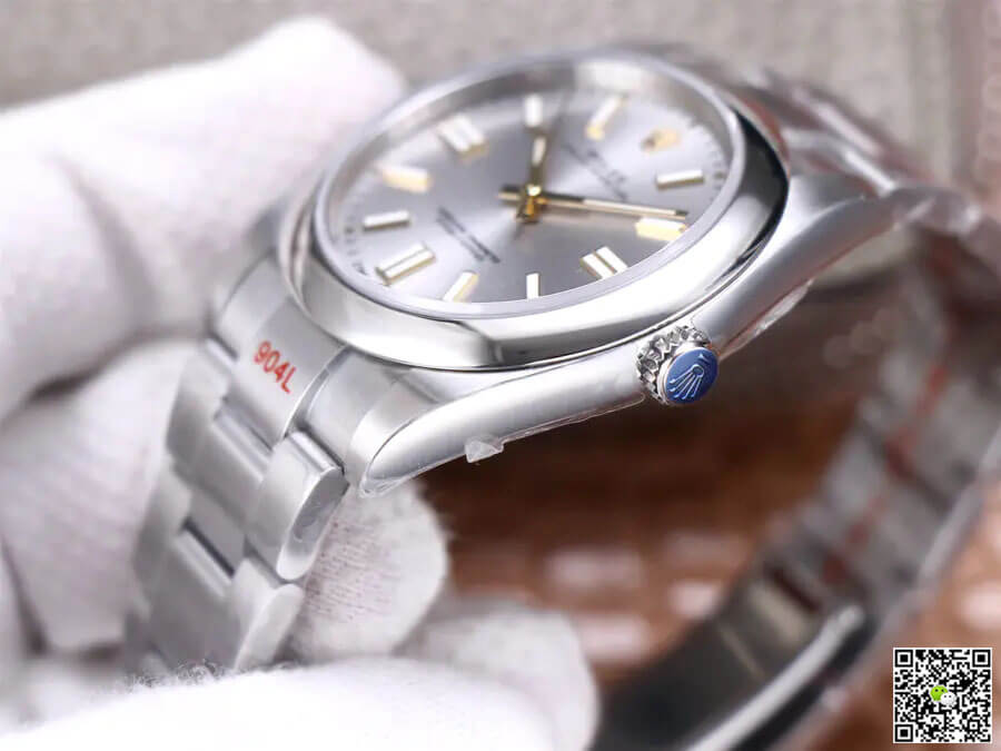 Rolex Oyster Perpetual M124300-0001 41MM EW Factory Silver Dial