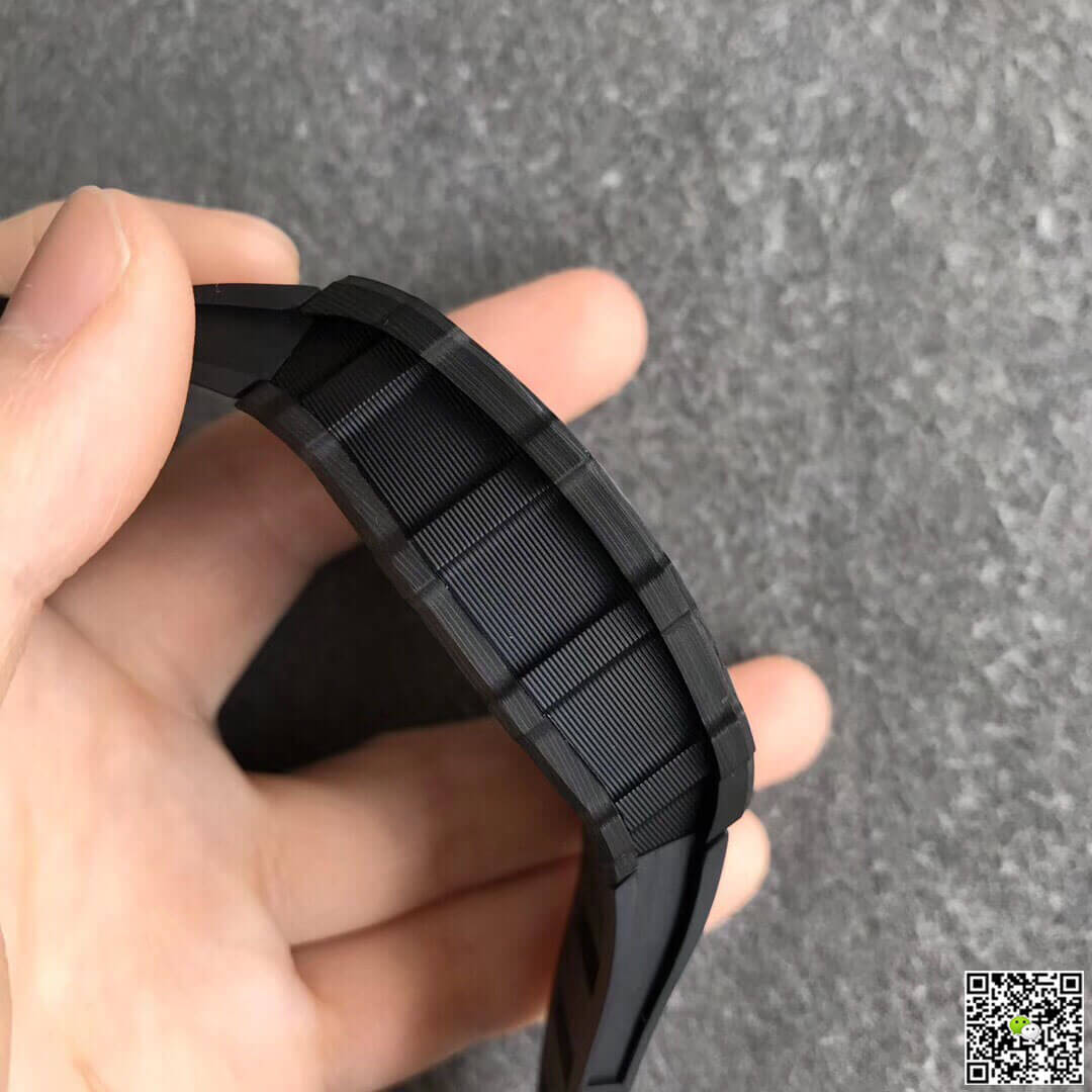 Richard Mille RM35-02 KV Factory V3 Carbon Fiber Black Strap