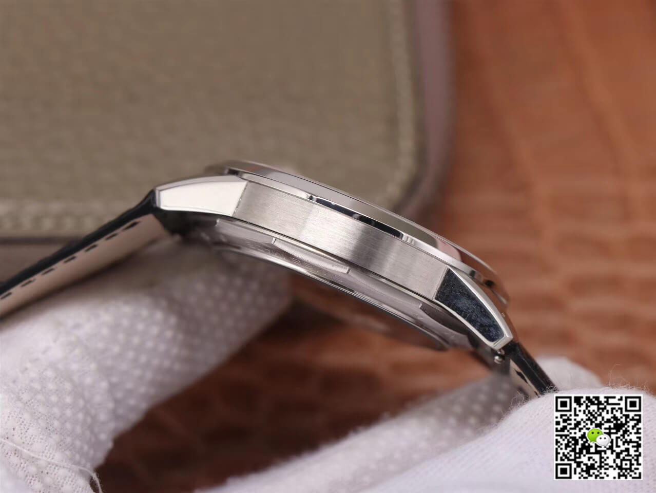 Jaeger-LeCoultre Geophysic 8018420 8F Factory White Dial