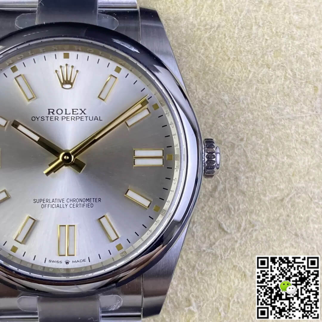 Rolex Oyster Perpetual M124300-0001 41MM Clean Factory Silver Dial