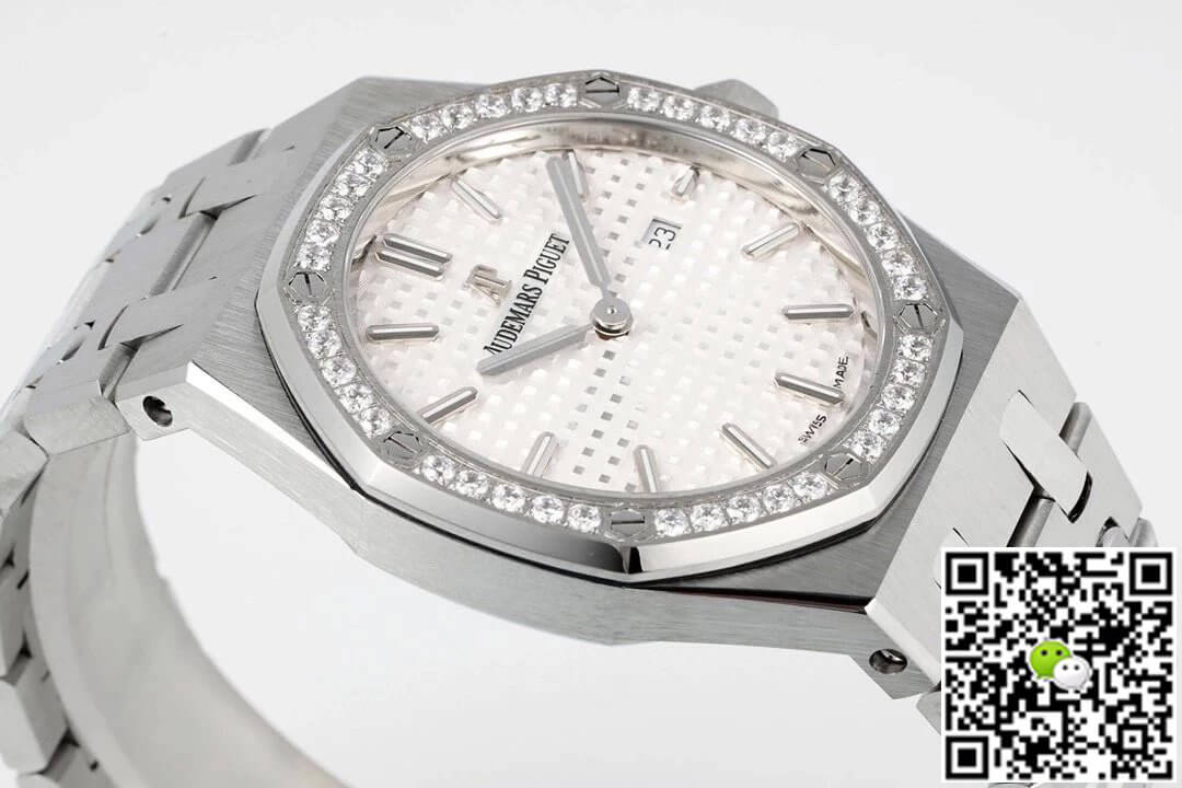 Audemars Piguet Royal Oak Quartz 33MM 67651ST.ZZ.1261ST.01 ZF Factory Diamond Bezel