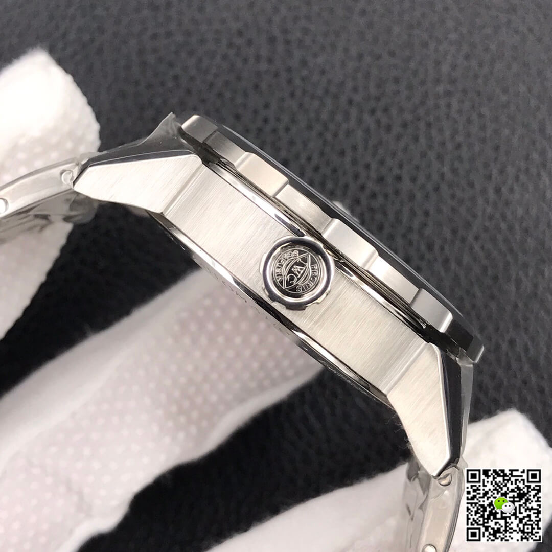 IWC Aquatimer IW329004 V6 Factory Silver White Dial