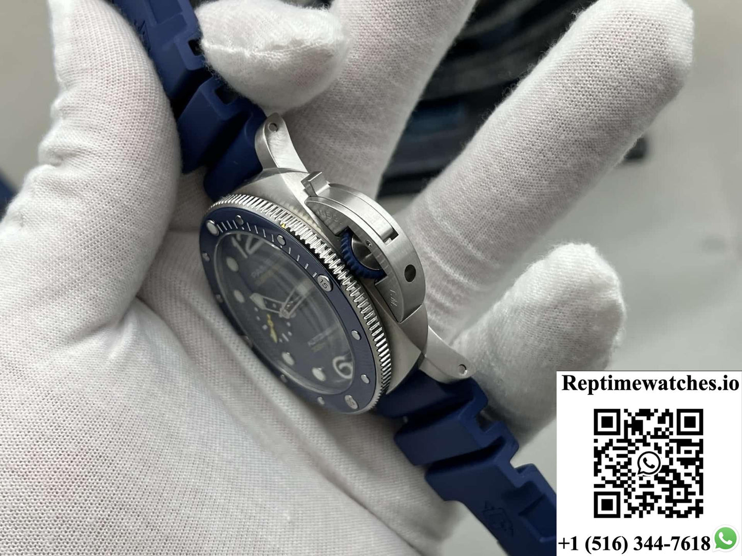 Panerai Submersible PAM01676 VS Factory Joint Model