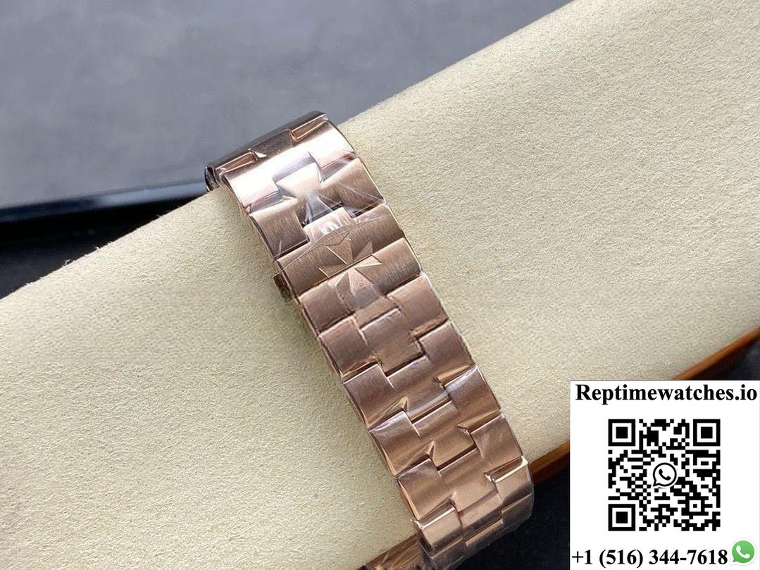 Vacheron Constantin Overseas 7920V-210R-B965 GR Factory Date Display