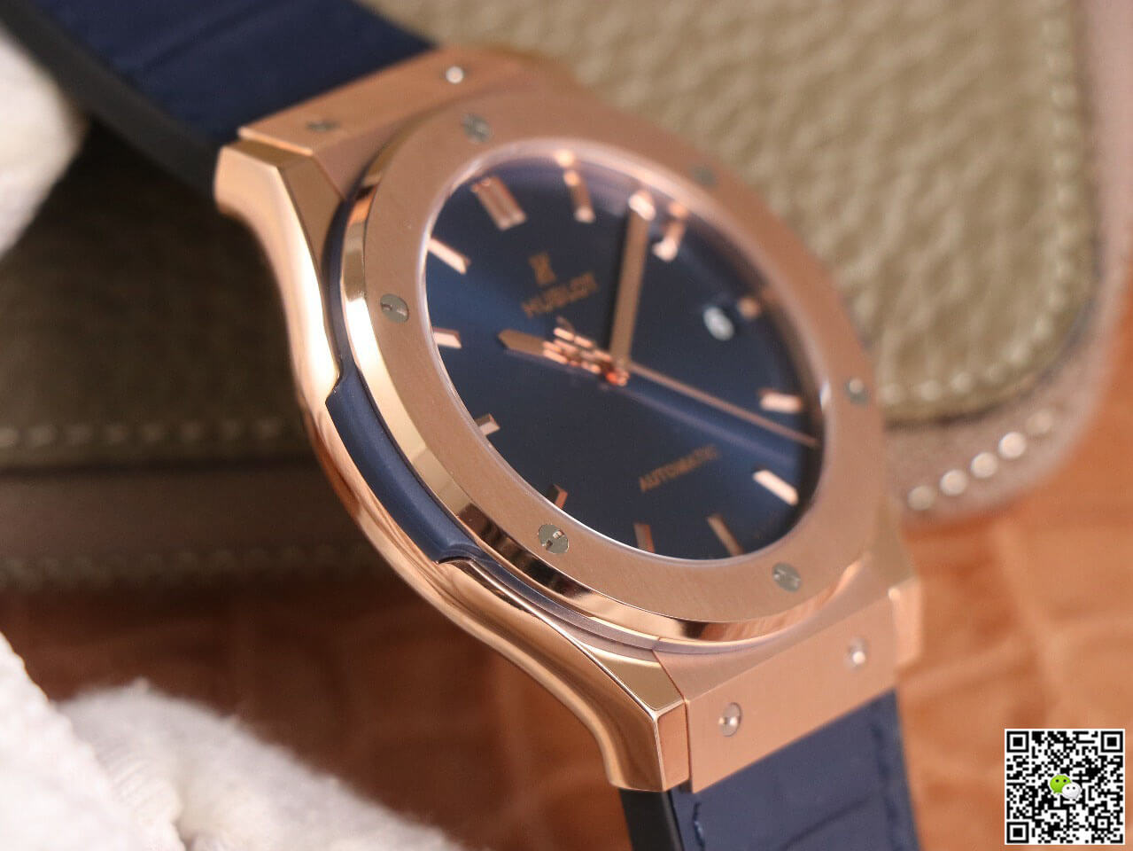 Hublot Classic Fusion 511.OX.7180.LR WWF Factory Rose Gold Blue Dial