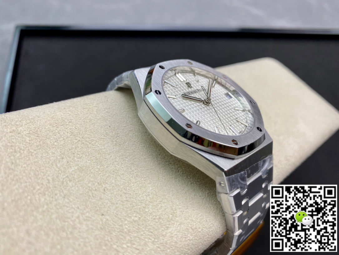 Audemars Piguet Royal Oak 15500ST.OO.1220ST.04 ZF Factory White Dial